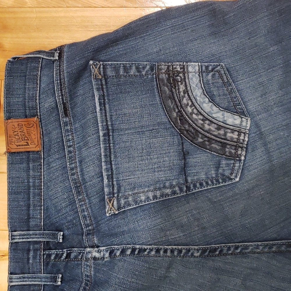Lucky Brand Jeans flared 14/32